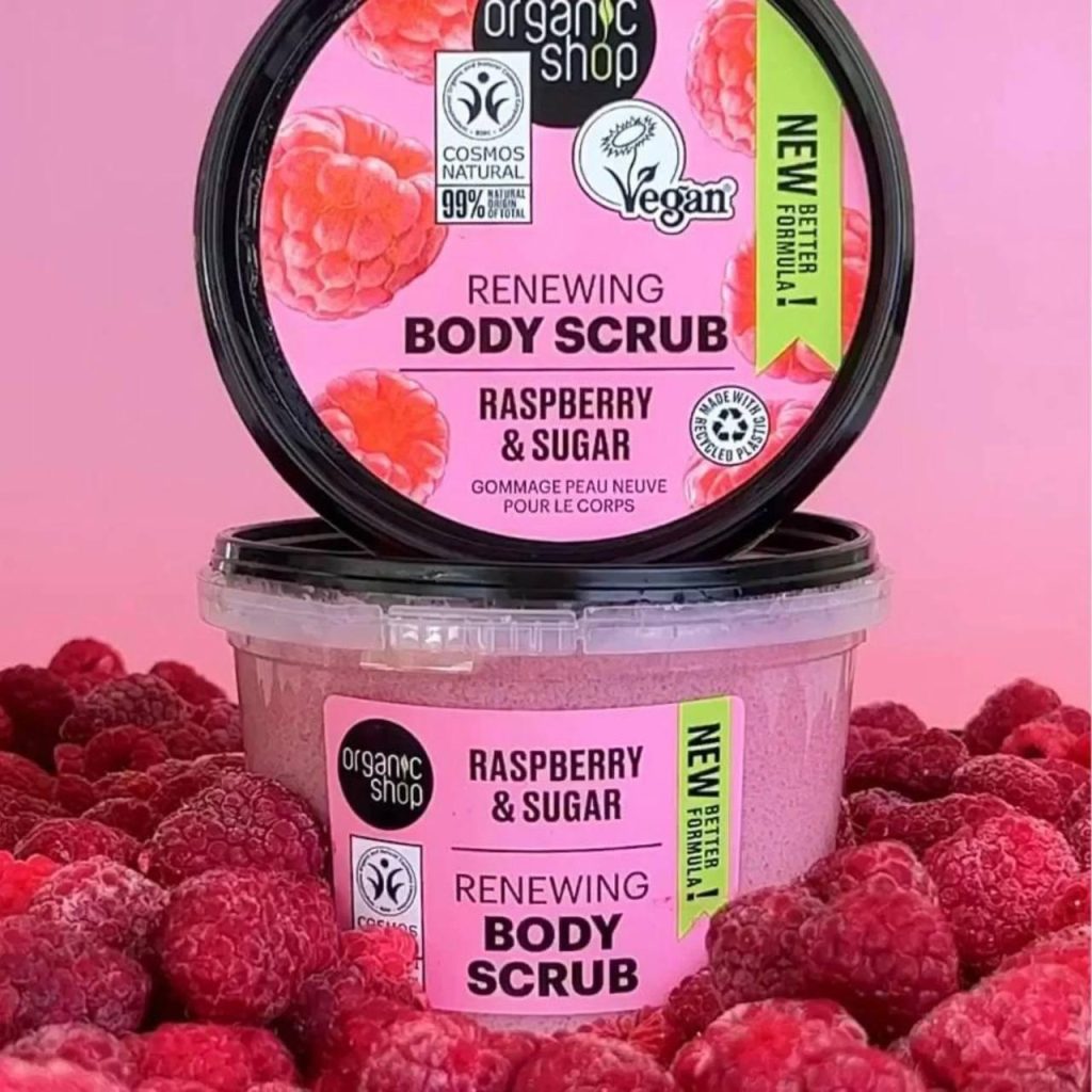 ⁦مقشرات للجسم من Organic Shop، وهي تحتوي على مكونات طبيعية وتقدم فوائد مختلفة للبشرة⁩ - الصورة ⁦7⁩
