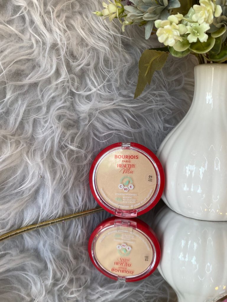 بودرة بورجوا هيلثي ميكس (Bourjois Paris Healthy Mix Powder).